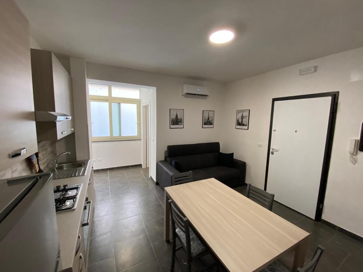 Little House Apartment Reggio di Calabria Ngoại thất bức ảnh