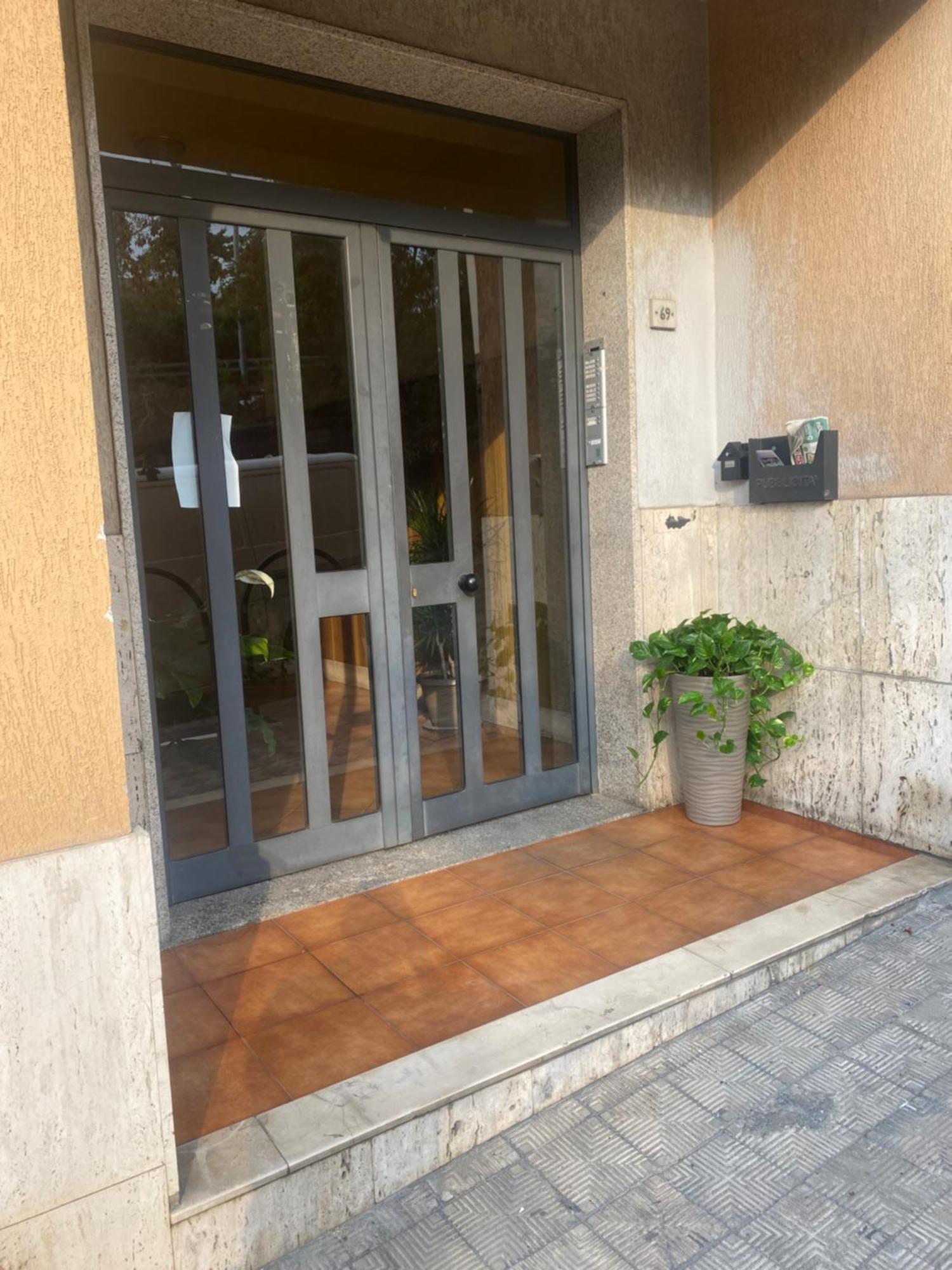 Little House Apartment Reggio di Calabria Ngoại thất bức ảnh