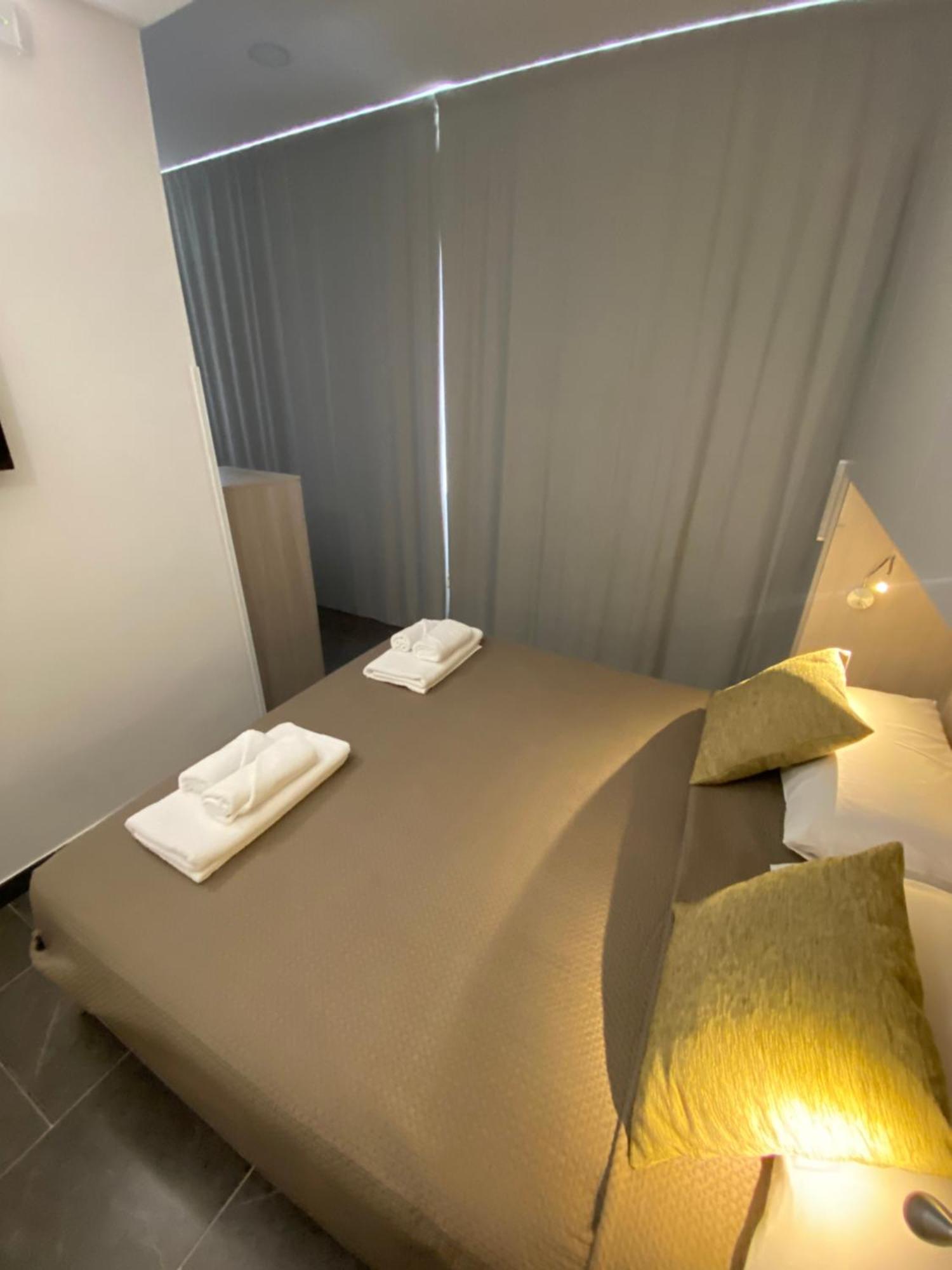 Little House Apartment Reggio di Calabria Ngoại thất bức ảnh