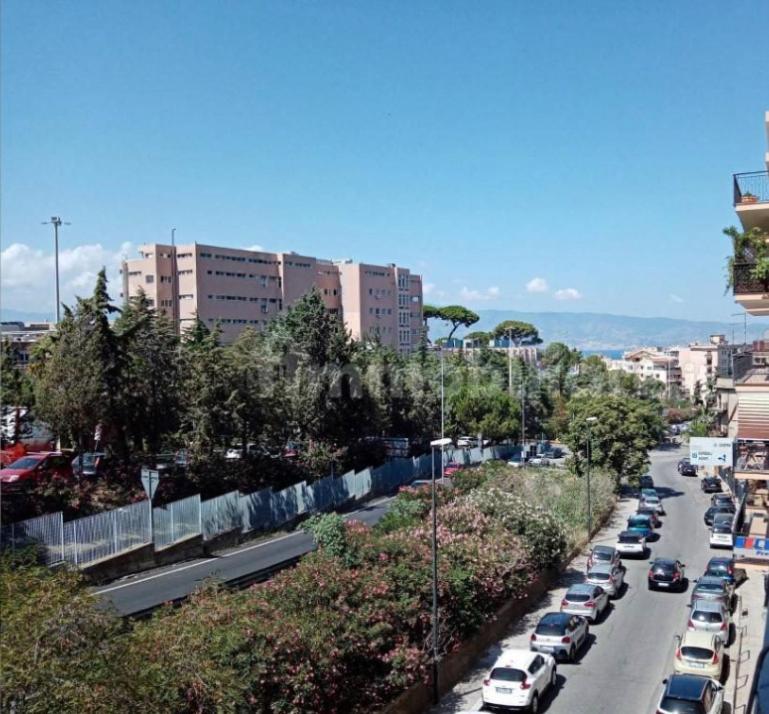 Little House Apartment Reggio di Calabria Ngoại thất bức ảnh