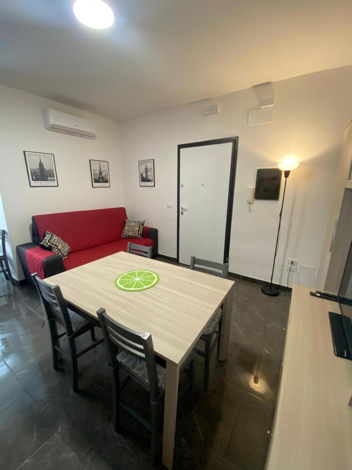 Little House Apartment Reggio di Calabria Ngoại thất bức ảnh