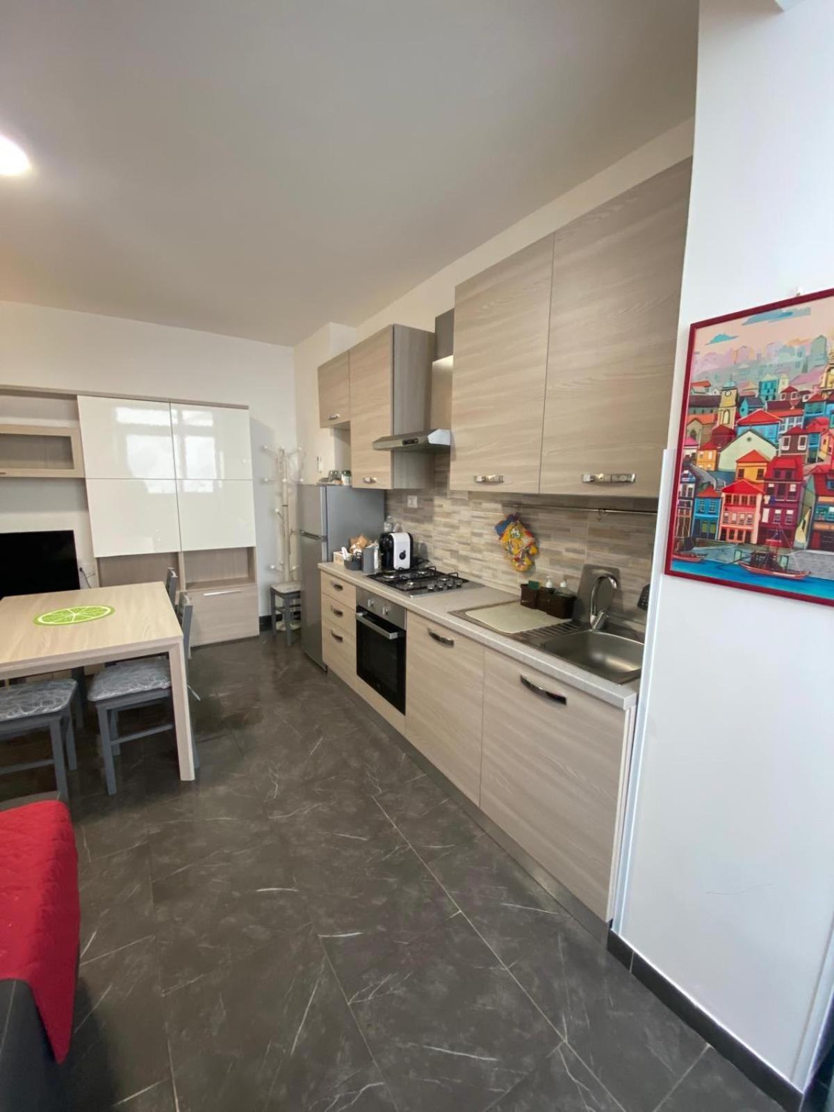Little House Apartment Reggio di Calabria Ngoại thất bức ảnh